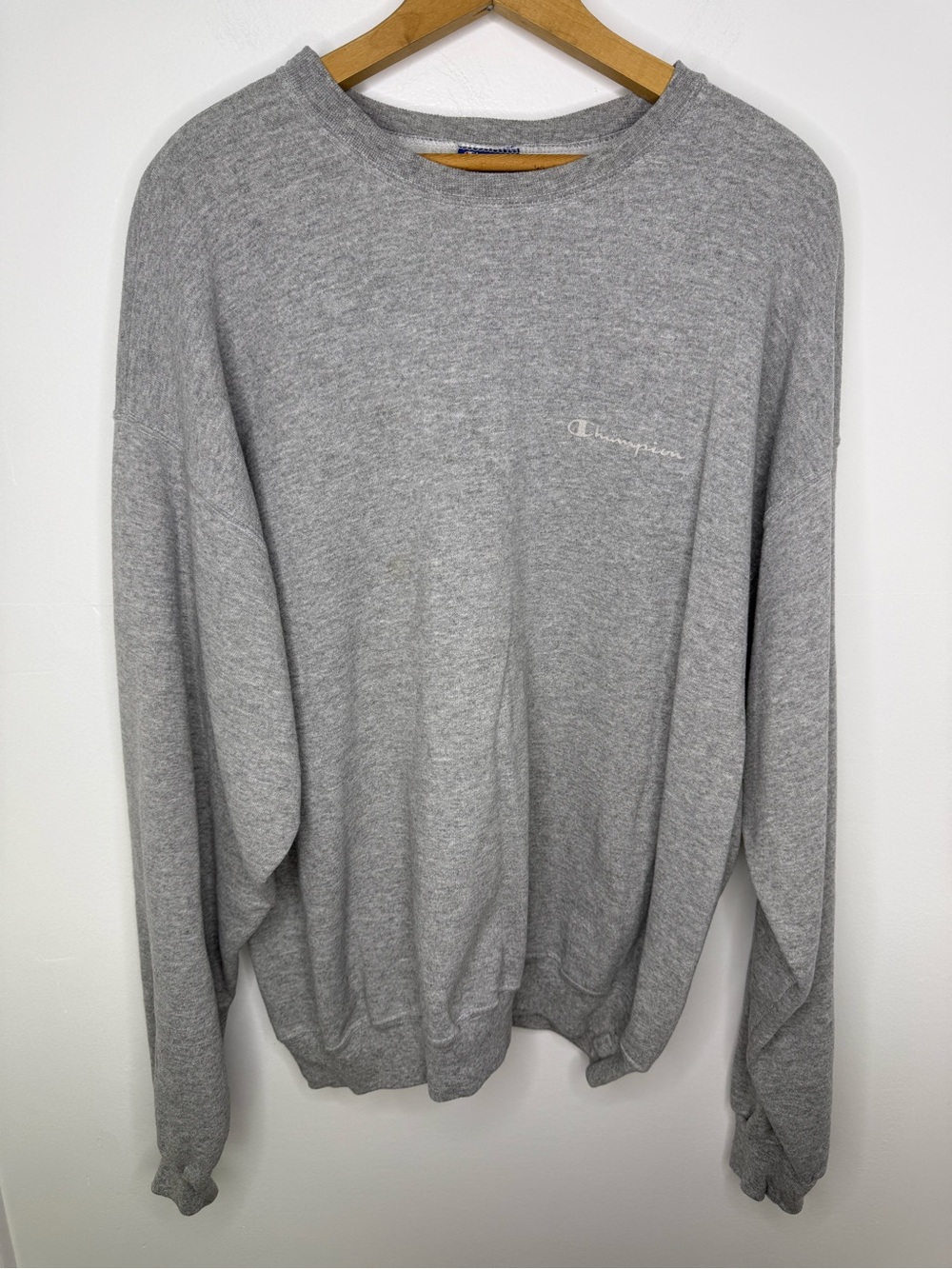 Vintage 90’s Champion Gray Crew Neck Pullover Sweatshirt